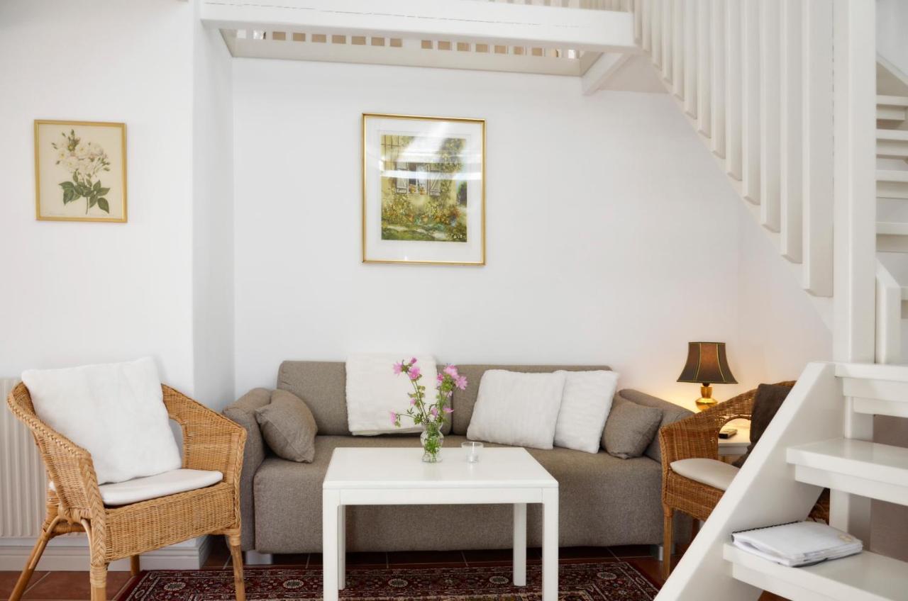 Torsborgs Gard Bed and Breakfast Simrishamn Εξωτερικό φωτογραφία